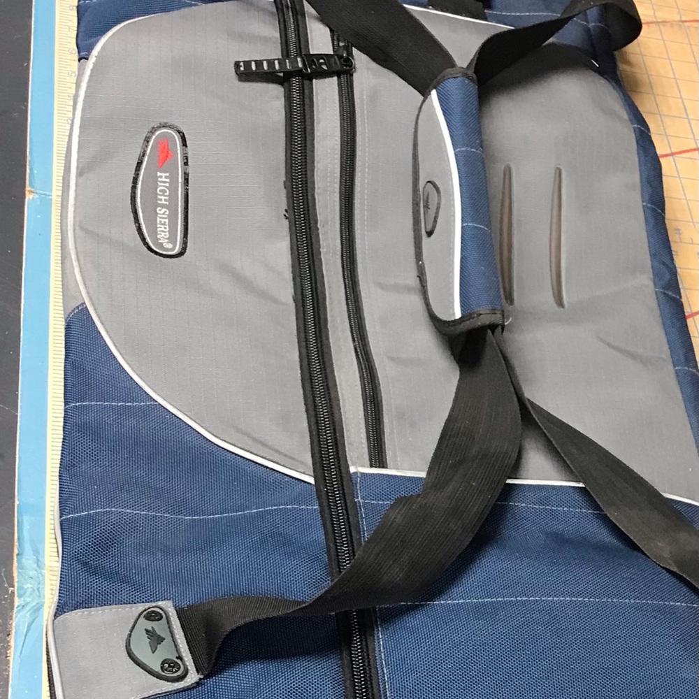 High Sierra Ski Bag